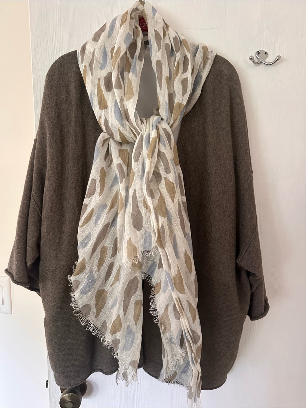 Light Patterned Fringe Scarf in Cream, Taupe & Blue